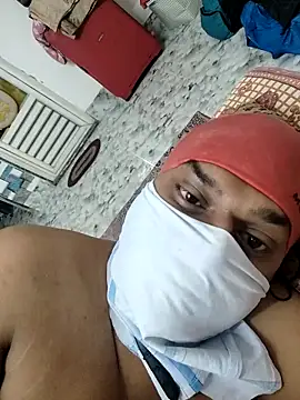 Snapshot of Real_lover_boy chatting on October 30, 2025, 8:31 pm Real lover boy online show from October 30, 2025, 8:31 pm