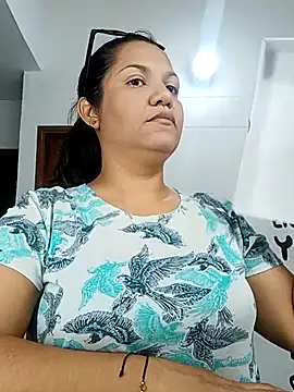 Samaraa Lee online show from November 21, 2025, 12:04 pm