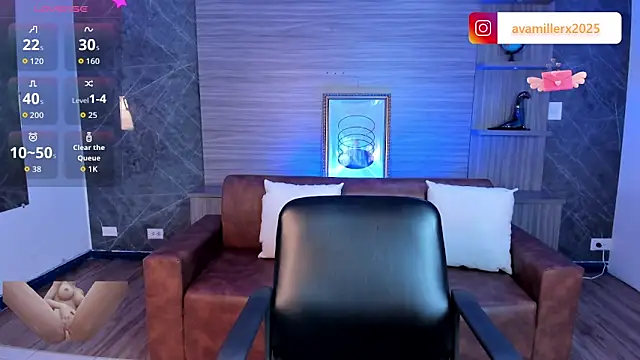 Ava-miller online show from November 26, 2025, 1:23 pm