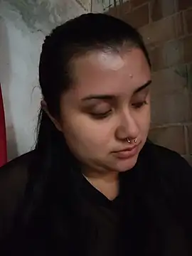 Snapshot of CurvyNoir chatting on December 20, 2025, 4:47 pm CurvyNoir online show from December 20, 2025, 4:47 pm