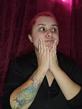 Snapshot of CurvyNoir chatting on January 6, 2026, 3:49 pm CurvyNoir online show from January 6, 2026, 3:49 pm