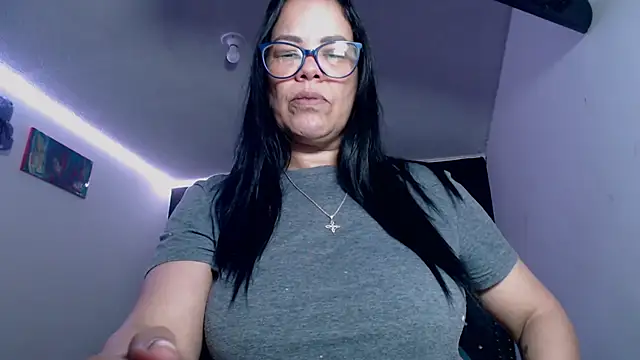Snapshot of sofia_lopez70 chatting on March 27, 2026, 1:22 am sofia lopez70 online show from March 27, 2026, 1:22 am