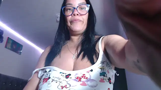Snapshot of sofia_lopez70 chatting on May 1, 2026, 11:53 pm sofia lopez70 online show from May 1, 2026, 11:53 pm