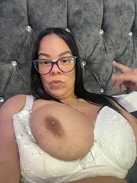 Snapshot of sofia_lopez70 chatting on May 25, 2026, 12:55 pm sofia lopez70 online show from May 25, 2026, 12:55 pm