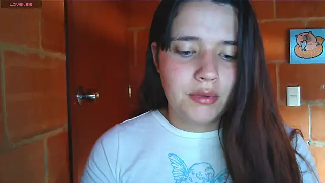 Snapshot of Charlotte_Allen_ chatting on November 6, 2025, 3:13 pm Charlotte Allen online show from November 6, 2025, 3:13 pm