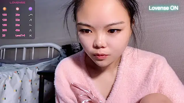 0xiaosu0 online show from December 17, 2025, 2:50 am