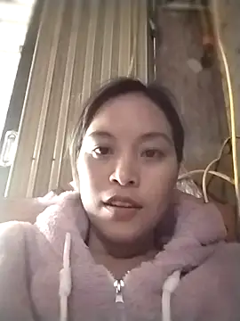 Snapshot of Alice-567 chatting on November 4, 2025, 6:01 am Alice-567 online show from November 4, 2025, 6:01 am