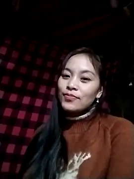 Snapshot of Alice-567 chatting on November 20, 2025, 1:55 pm Alice-567 online show from November 20, 2025, 1:55 pm