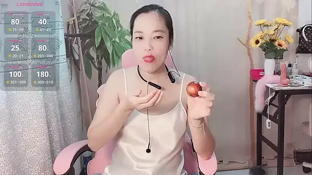 Snapshot of Lingling-Baby520 chatting on July 15, 2026, 12:05 am Lingling-Baby520 online show from July 15, 2026, 12:05 am