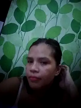 Snapshot of _simplecristy_ chatting on October 31, 2025, 6:58 am  simplecristy  online show from October 31, 2025, 6:58 am