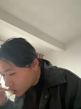 daaqnn online show from March 22, 2026, 11:41 pm