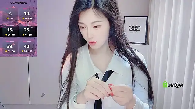 Snapshot of YunShan-33 chatting on March 1, 2026, 1:40 am YunShan-33 online show from March 1, 2026, 1:40 am