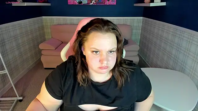 bbwsexis online show from November 24, 2025, 8:52 pm