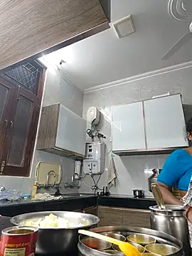 Snapshot of Hot-Sana2 chatting on October 31, 2025, 1:45 pm Hot-Sana2 online show from October 31, 2025, 1:45 pm