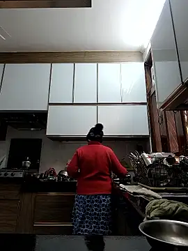 Snapshot of Hot-Sana2 chatting on January 12, 2026, 6:18 am Hot-Sana2 online show from January 12, 2026, 6:18 am