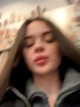 KristiRich online show from November 16, 2025, 7:47 am