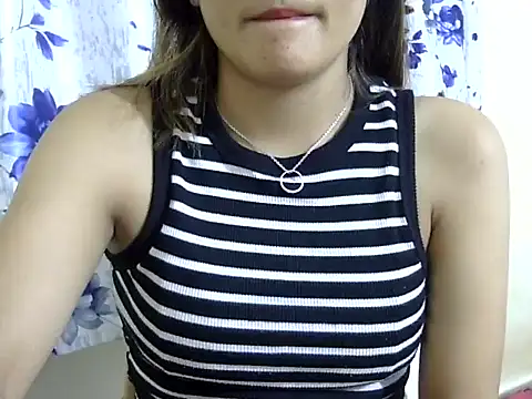 maira 33 online show from June 16, 2026, 3:58 pm
