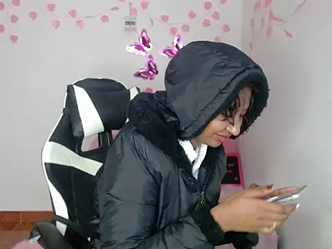 Snapshot of Samanta_777 chatting on November 29, 2025, 9:18 pm Samanta 777 online show from November 29, 2025, 9:18 pm