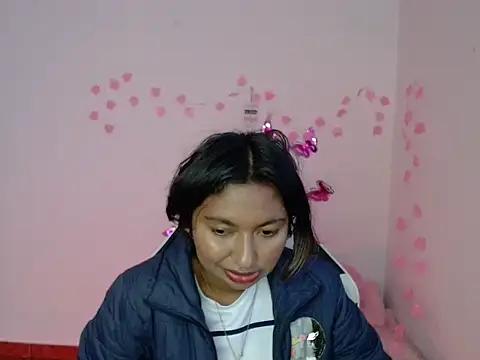 Snapshot of Samanta_777 chatting on December 16, 2025, 7:52 pm Samanta 777 online show from December 16, 2025, 7:52 pm