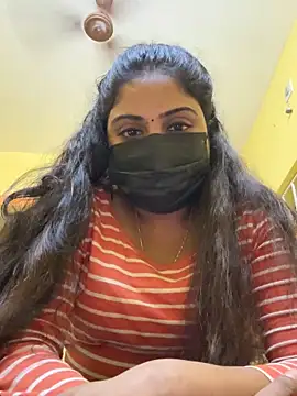 Snapshot of Tamil_Hot_Varshu chatting on December 16, 2025, 5:51 pm Tamil Hot Varshu online show from December 16, 2025, 5:51 pm