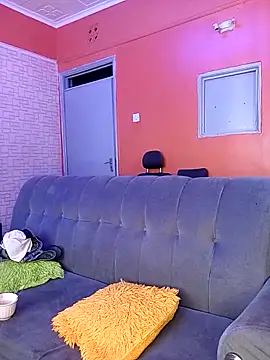 Snapshot of Horny_Solutions chatting on December 1, 2025, 11:59 am Horny Solutions online show from December 1, 2025, 11:59 am