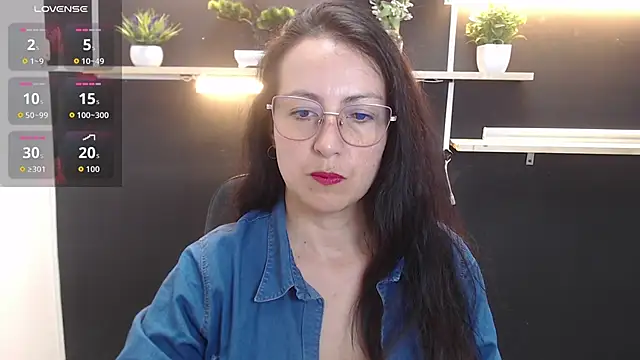 Lauryn Jones online show from March 28, 2026, 4:50 pm