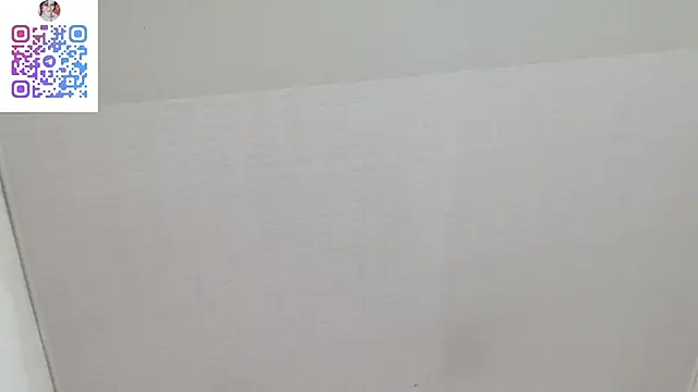 Snapshot of Victoria_Founta1n chatting on November 13, 2025, 9:58 pm Victoria Founta1n online show from November 13, 2025, 9:58 pm