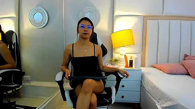 BriannaRivera online show from December 15, 2025, 12:31 pm