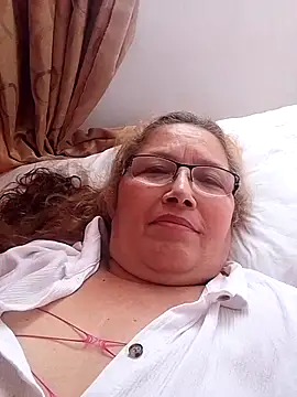 Snapshot of Cessi50 chatting on December 1, 2025, 5:51 pm Cessi50 online show from December 1, 2025, 5:51 pm