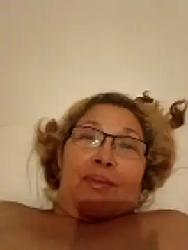 Snapshot of Cessi50 chatting on December 18, 2025, 1:11 am Cessi50 online show from December 18, 2025, 1:11 am