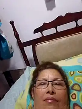 Cessi50 online show from April 13, 2026, 3:34 am