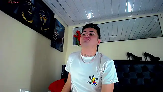 Sebastian Loaiza online show from November 6, 2025, 3:40 am