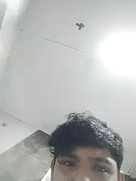 Snapshot of Elpichulotote20 chatting on February 20, 2026, 5:15 am Elpichulotote20 online show from February 20, 2026, 5:15 am