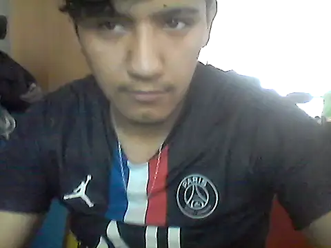 Snapshot of Elpichulotote20 chatting on February 23, 2026, 5:21 pm Elpichulotote20 online show from February 23, 2026, 5:21 pm