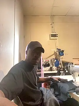 Ndodemnyamaxh online show from November 6, 2025, 7:59 pm