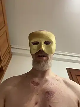 men1967 online show from May 18, 2026, 4:40 am