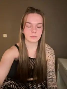 Snapshot of LisaFreierxx chatting on February 18, 2026, 8:05 pm LisaFreierxx online show from February 18, 2026, 8:05 pm