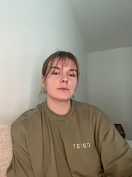 LisaFreierxx online show from May 21, 2026, 3:08 pm