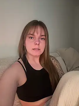 LisaFreierxx online show from July 2, 2026, 4:13 pm