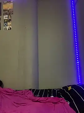 Snapshot of Freaky-E chatting on November 15, 2025, 9:11 pm Freaky-E online show from November 15, 2025, 9:11 pm