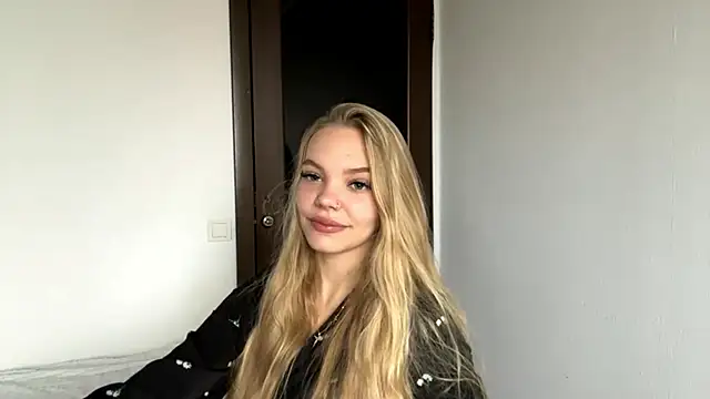 Snapshot of SweetAmelia69 chatting on November 6, 2025, 5:52 am SweetAmelia69 online show from November 6, 2025, 5:52 am