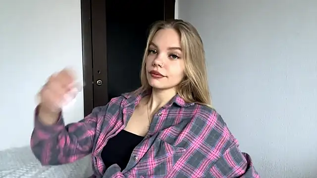 Snapshot of SweetAmelia69 chatting on November 13, 2025, 6:01 am SweetAmelia69 online show from November 13, 2025, 6:01 am