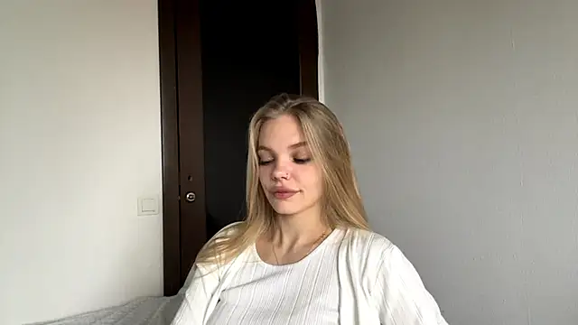 Snapshot of SweetAmelia69 chatting on November 22, 2025, 5:39 am SweetAmelia69 online show from November 22, 2025, 5:39 am