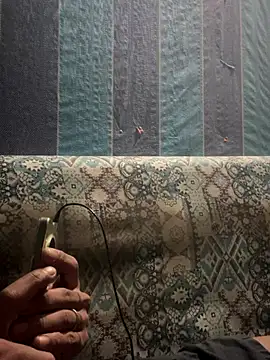 Snapshot of Robiwahyudi12345 chatting on December 17, 2025, 5:19 pm Robiwahyudi12345 online show from December 17, 2025, 5:19 pm