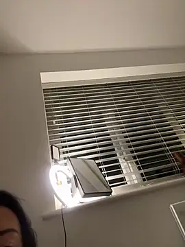 Snapshot of Bethrae25 chatting on November 4, 2025, 5:34 pm Bethrae25 online show from November 4, 2025, 5:34 pm