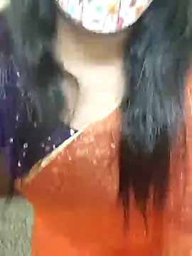 Snapshot of mouni499 chatting on November 2, 2025, 8:17 am mouni499 online show from November 2, 2025, 8:17 am