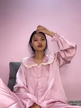 lung-linh online show from November 27, 2025, 4:58 am