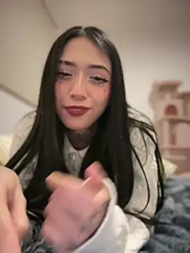 Snapshot of JIORYOvO chatting on February 3, 2026, 6:22 am JIORYOvO online show from February 3, 2026, 6:22 am