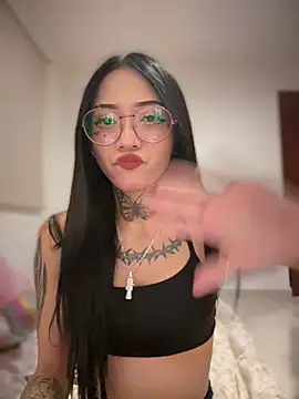 Snapshot of JIORYOvO chatting on March 3, 2026, 4:40 am JIORYOvO online show from March 3, 2026, 4:40 am