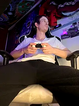 Snapshot of mascboyyy chatting on November 10, 2025, 7:07 am mascboyyy online show from November 10, 2025, 7:07 am